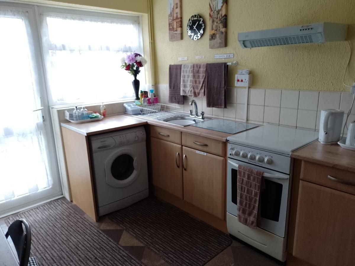 216 Glyn Eiddew Hotel Cardiff Bagian luar foto